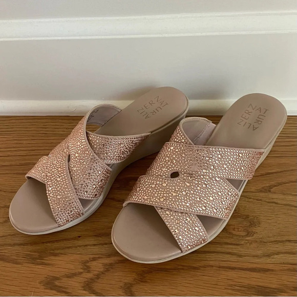 NOWB Naturalizer Rowena Slip-on Wedge Heel With Rhinestones Rose Gold - Picture 5 of 10